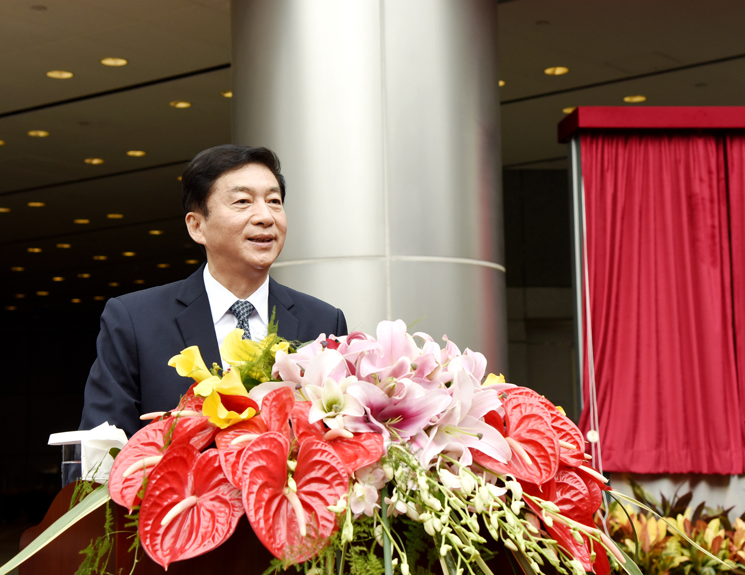 香港国安公署新任署长引领国安事业迈上新高度
